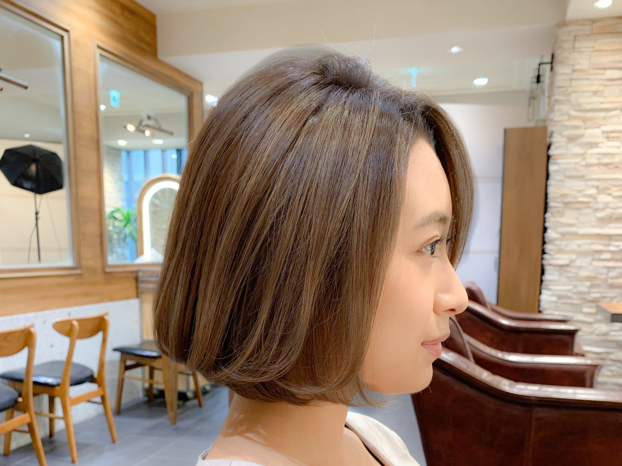 白髪ぼかしとは ハイライトでおしゃれに明るい白髪染めを 似合わせカットが上手い東京の美容師 美容室minx銀座 蛭田のブログ